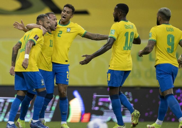 Brasil vence Peru e mantém campanha perfeita nas Eliminatórias