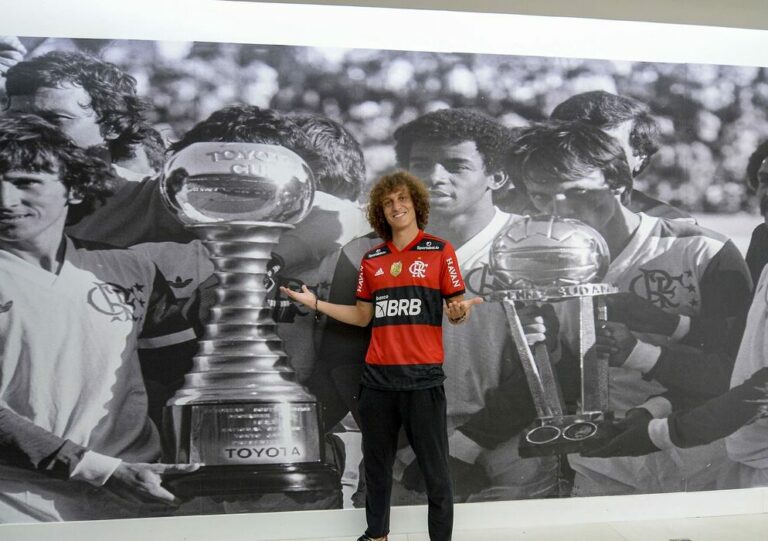 David Luiz é apresentado oficialmente pelo Flamengo