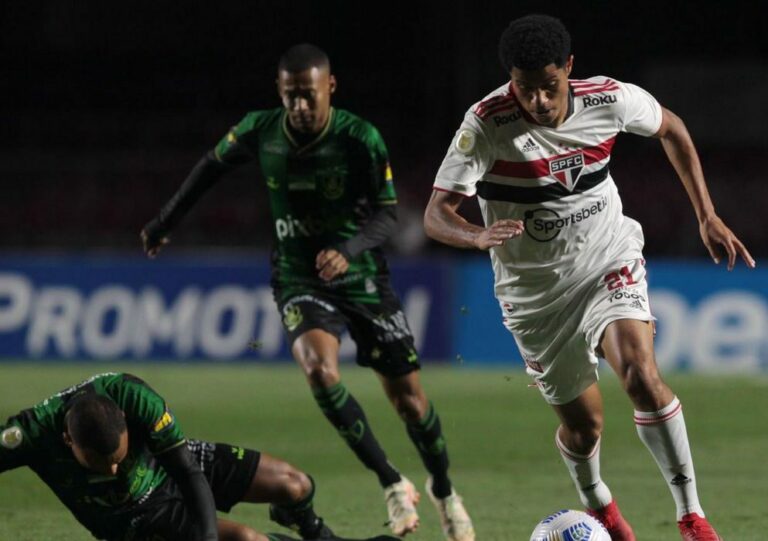 São Paulo e América-MG empatam em 0 a 0 pelo Brasileiro