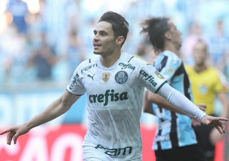 Palmeiras assume vice-liderança após derrotar o Grêmio