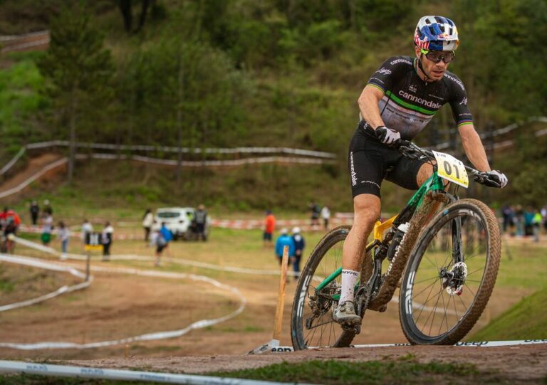 Henrique Avancini conquista título Brasileiro de mountain bike