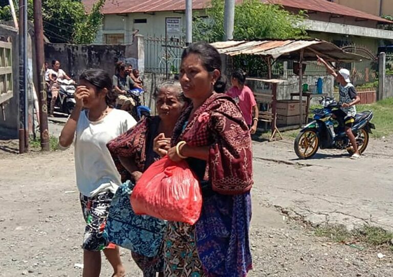 Indonésia tem tremor de magnitude 7,3