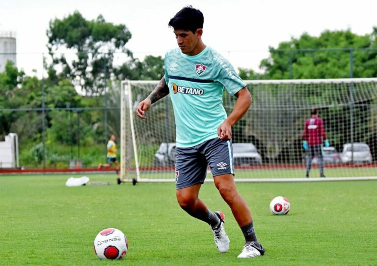 Atacante Germán Cano é anunciado pelo Fluminense