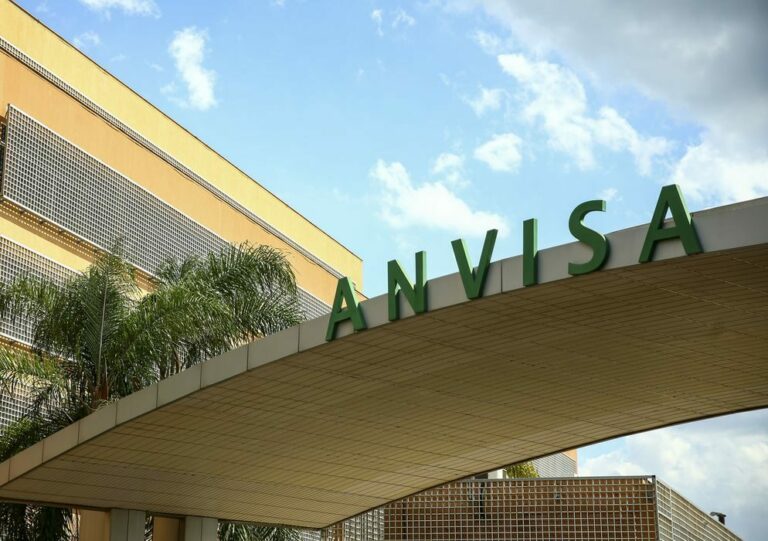 Anvisa identifica 17 mil ameaças de produtos vendidos na internet