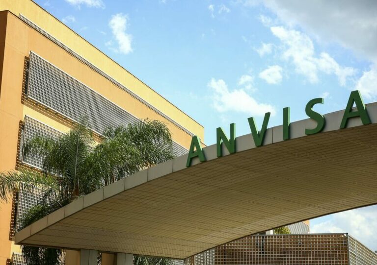 Anvisa aprova primeira marca de autoteste do Brasil