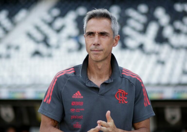 Paulo Sousa liga alerta no Flamengo e pede foco aos jogadores