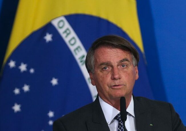 Presidente Bolsonaro condena apologia ao nazismo e pede seriedade sobre o tema