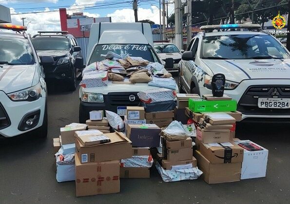 PM prende criminoso que roubou carro com mercadorias compradas na internet