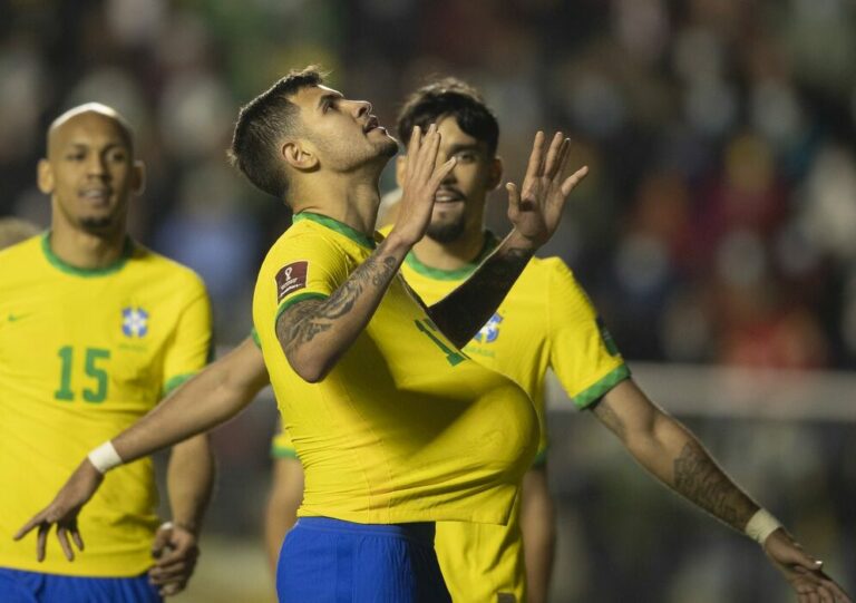 Eliminatórias: mesmo na altitude, Brasil goleia Bolívia por 4 a 0