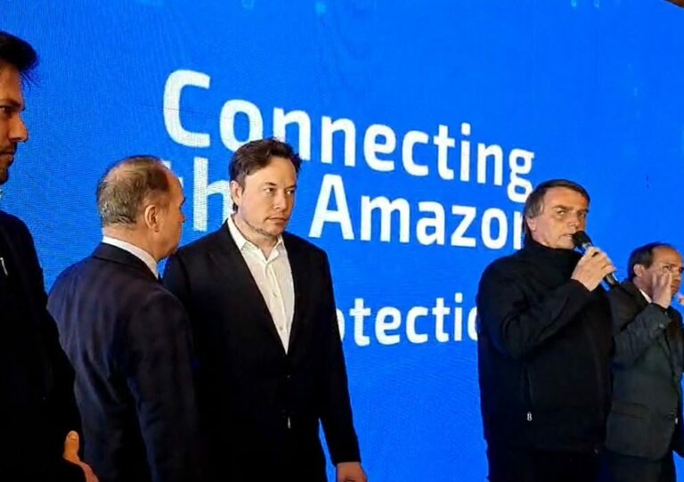 Bolsonaro se encontra com empresário Elon Musk em São Paulo