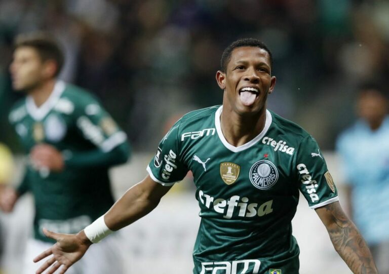 Volante-artilheiro, Danilo dá vitória ao Palmeiras na Libertadores