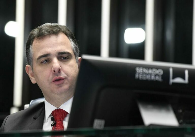 Presidente do Senado diz que venda da Petrobras não está “no radar”