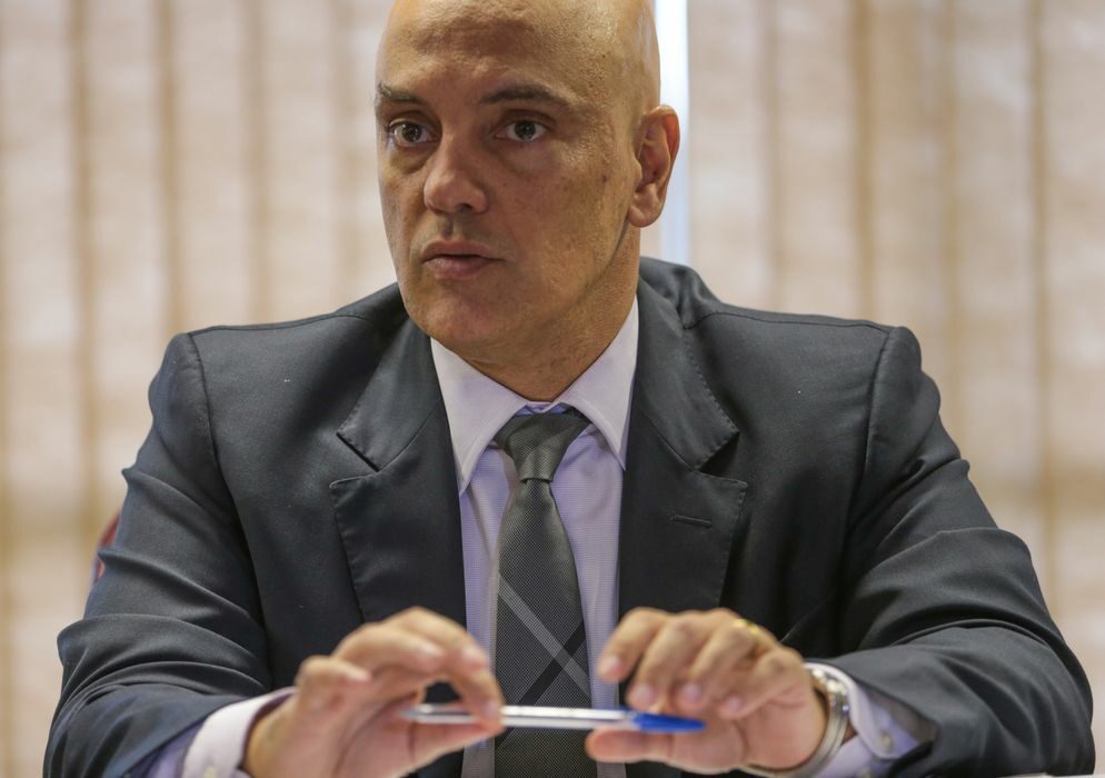 Moraes rejeita investigar falta de inserções na campanha de Bolsonaro