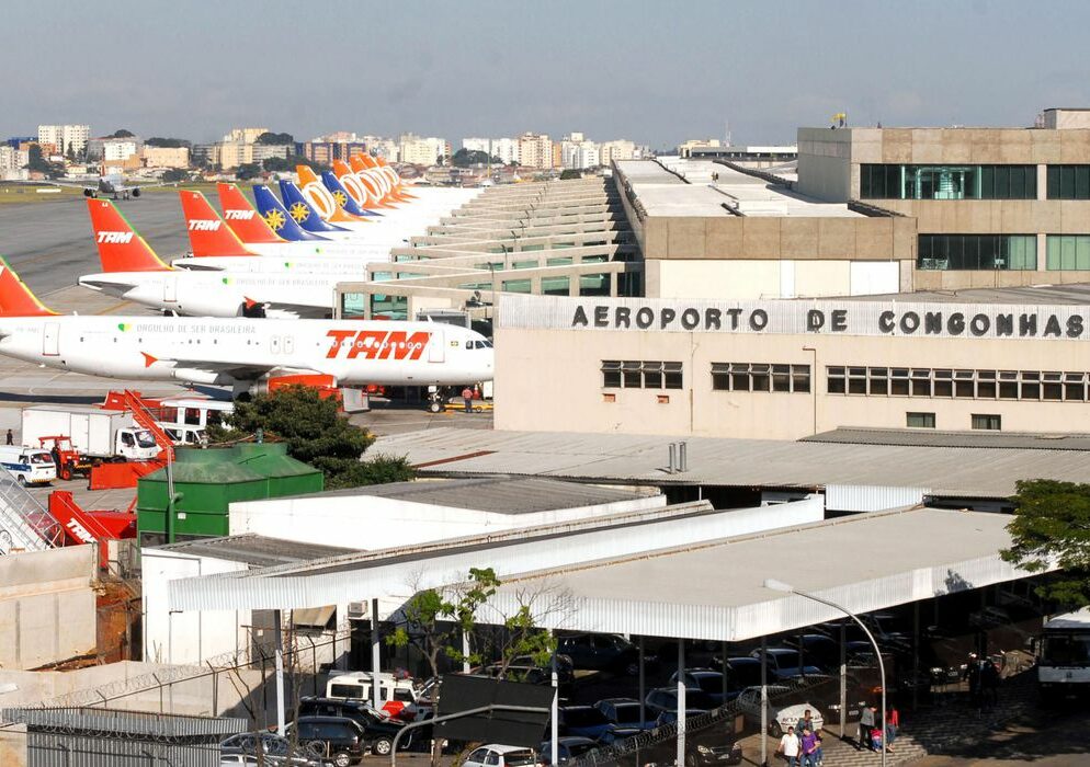 Após 2 dias de dificuldades, aeroporto de Congonhas opera normalmente