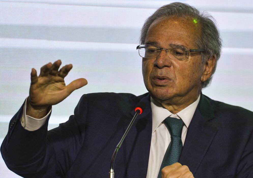 Guedes defende instituições multilaterais no fim de reunião do FMI