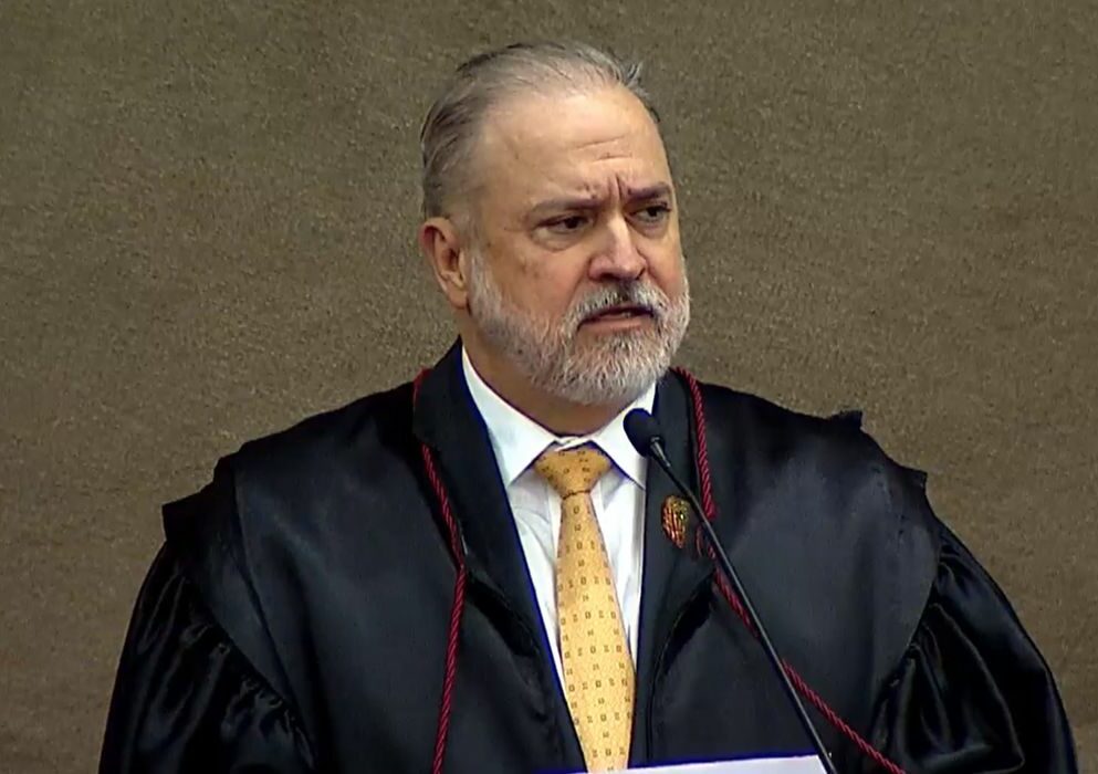 Procurador Augusto Aras questiona norma do TSE sobre retirar postagens das redes sociais