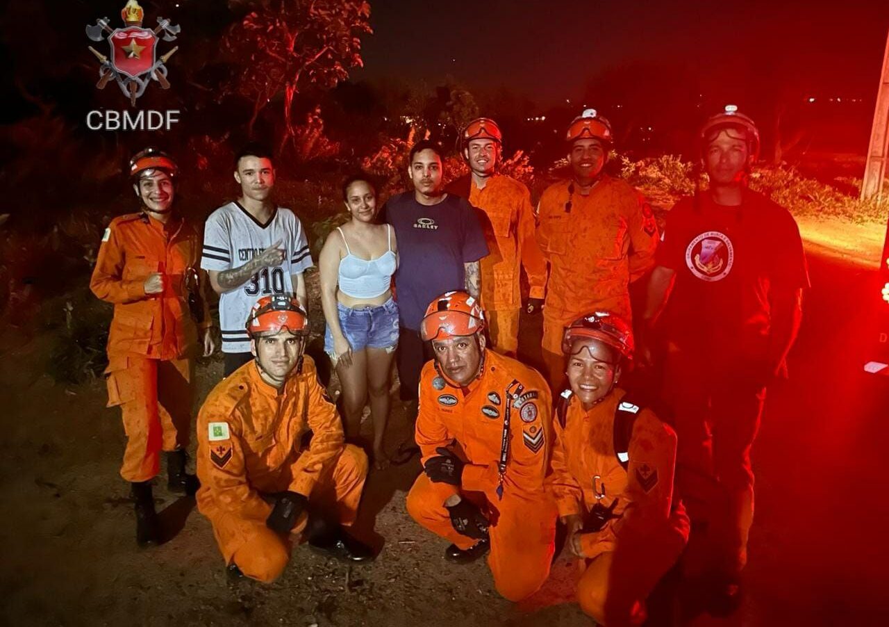 Jovens são resgatados pelo CBMDF após se perderem em cachoeira