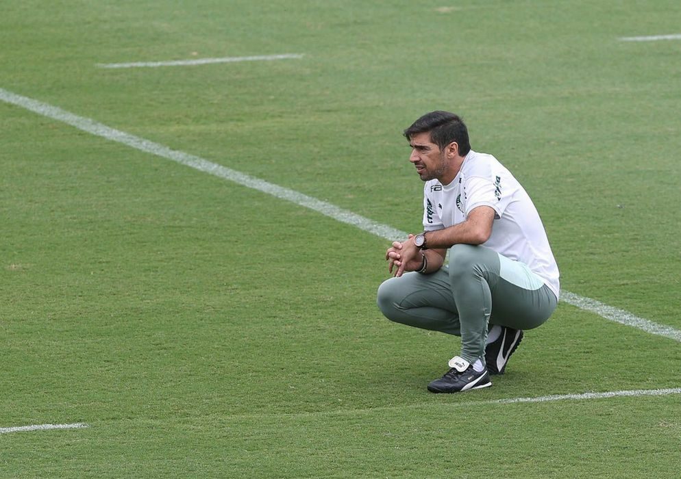 Abel Ferreira do Palmeiras concorre ao prêmio de melhor técnico do mundo da IFFHS