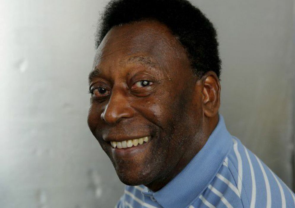 Pelé tem progressão de doença oncológica, informa boletim médico