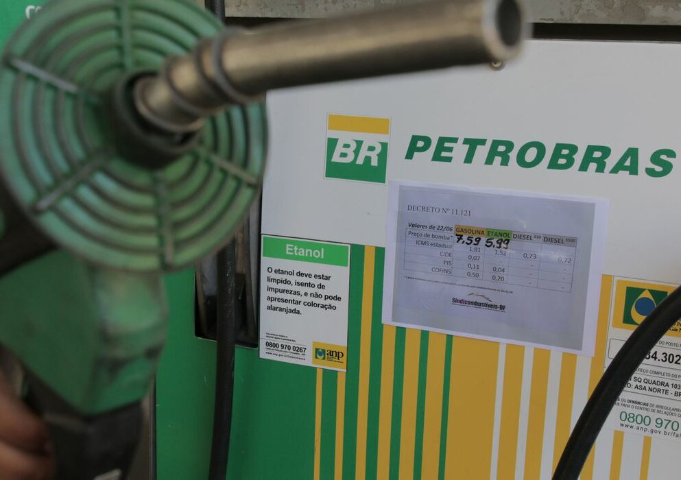 Petrobras reduz preços da gasolina e do diesel para as distribuidoras