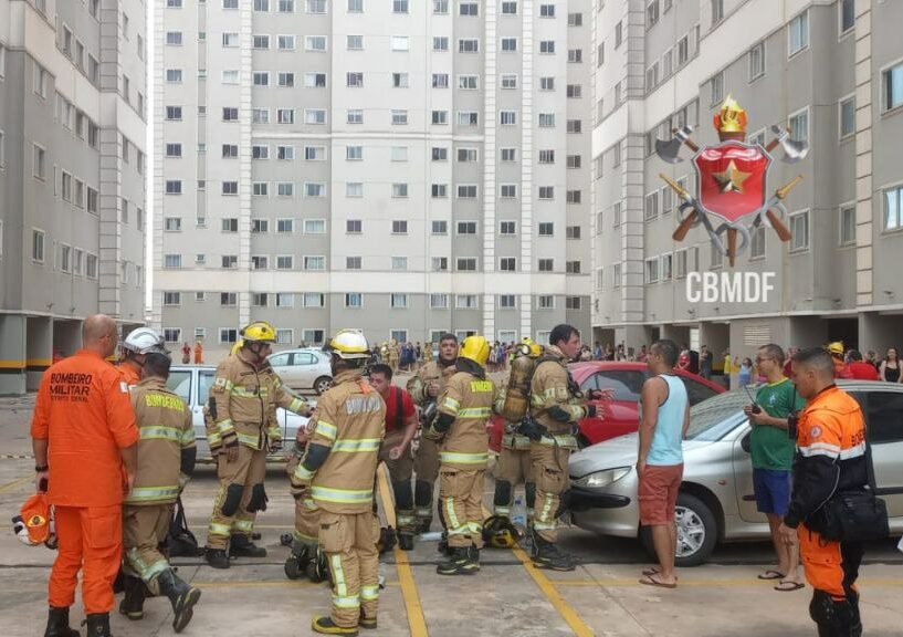 Apartamento pega fogo no Edifício Long Beach em Taguatinga