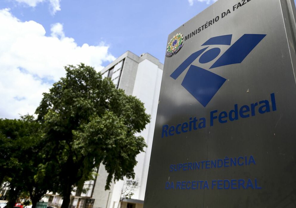 Receita credita valores de lote residual do Imposto de Renda