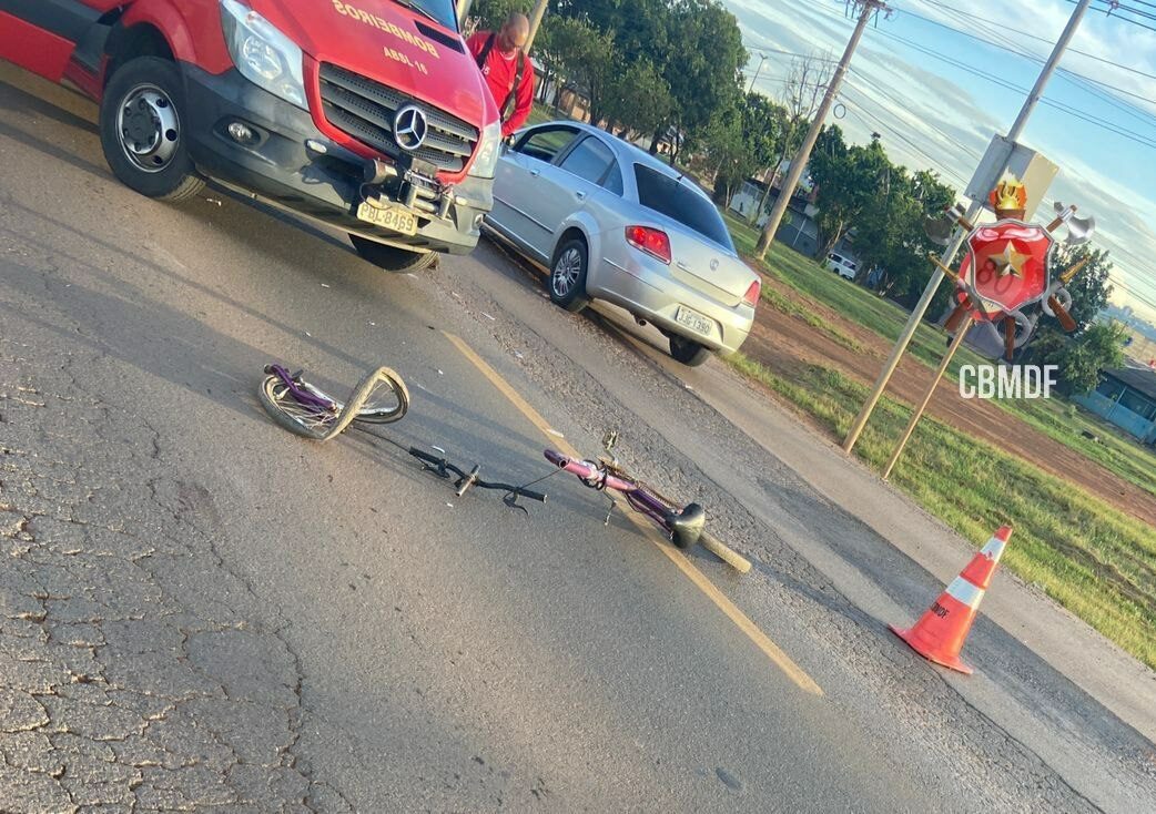 Atropelamento de ciclista deixa vítima grave na DF 180 em Samambaia