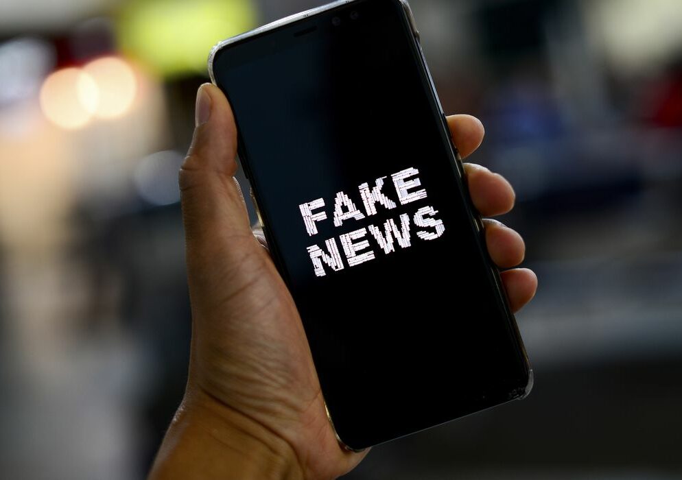 PL das Fake News: Câmara discute limites para empresas de tecnologia