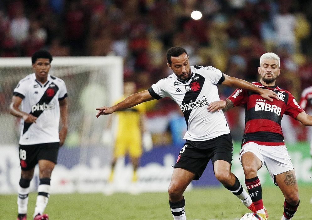 Flamengo e Vasco fazem 1º jogo da semifinal do carioca