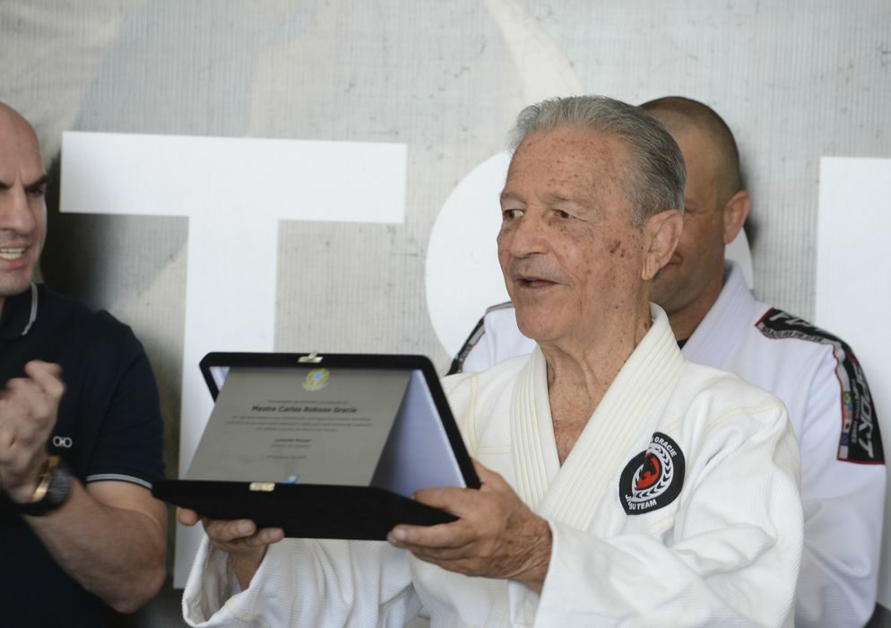 Referência do jiu-jitsu brasileiro, Robson Gracie morre aos 88 anos