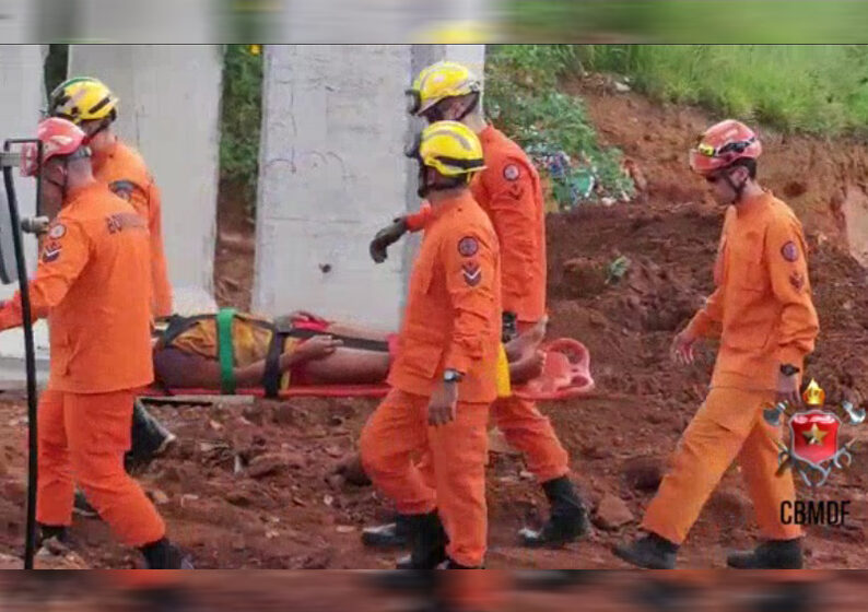 Homem é resgatado após desabamento de barranco em obra no Sol Nascente