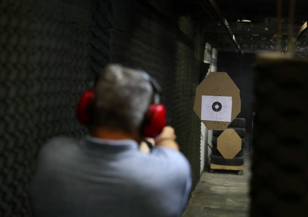 PF cumpre mandados contra CAC’s com armas irregulares