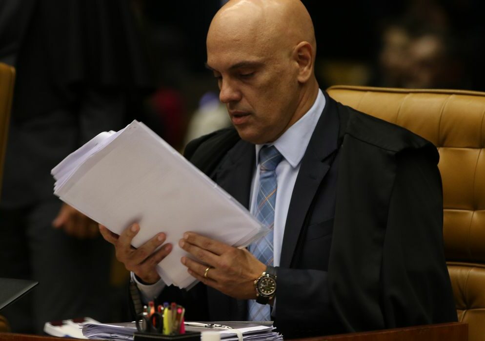 Moraes abre inquérito contra dirigentes do Google e do Telegram