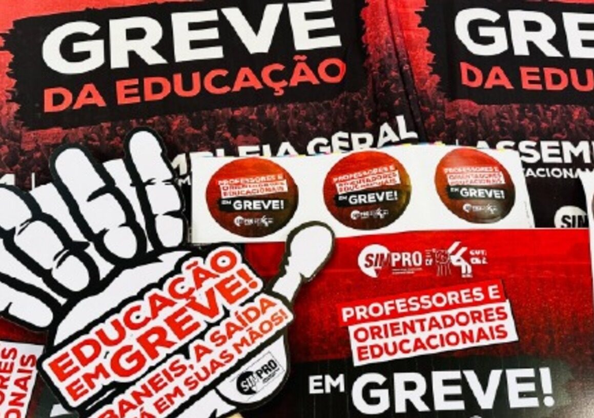 Após assembléia com o GDF, professores decidem manter greve