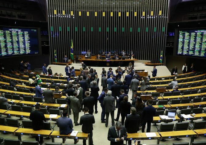 Câmara aprova MP do Mais Médicos