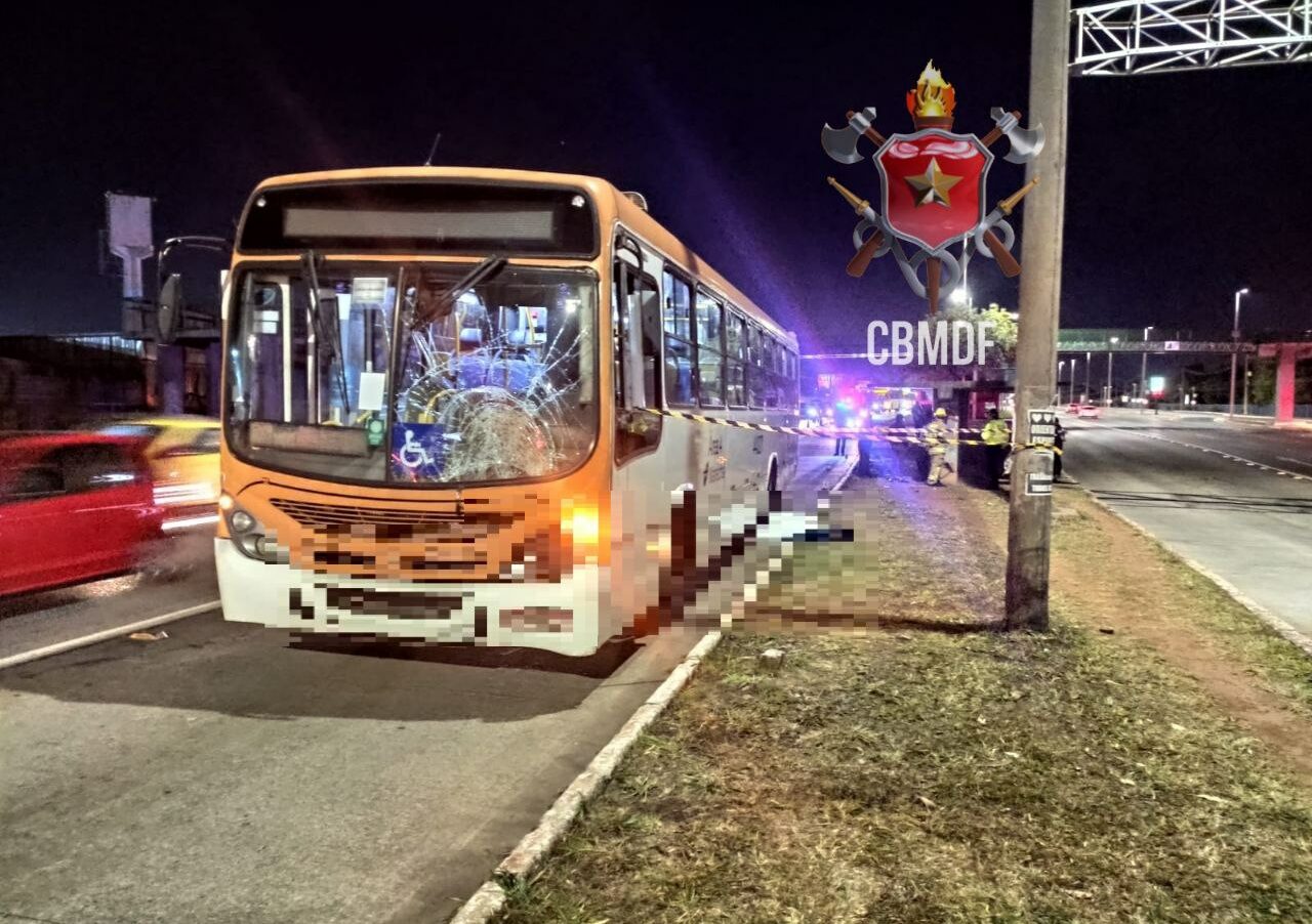 Homem morre após ser atropelado por ônibus na EPTG