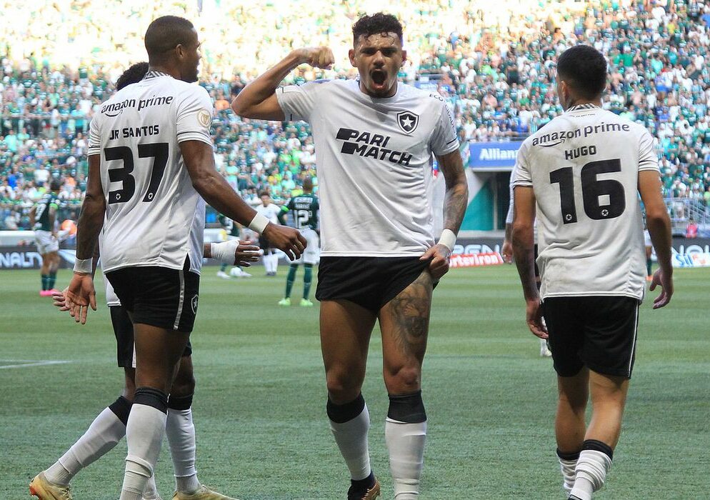 Mais líder do que nunca: Botafogo abre 7 pontos no topo do Brasileirão