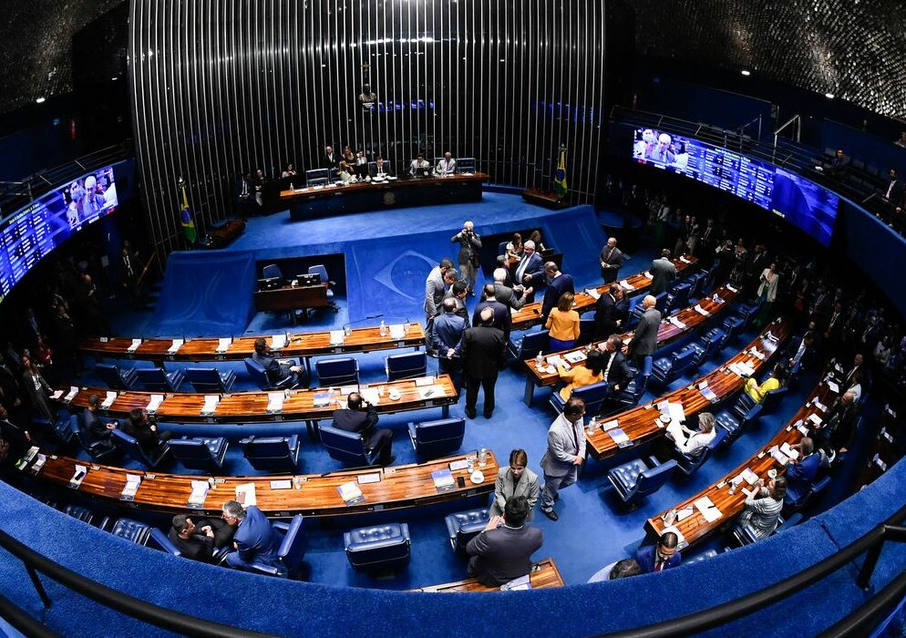 Senado aprova programa para expandir escolas em tempo integral