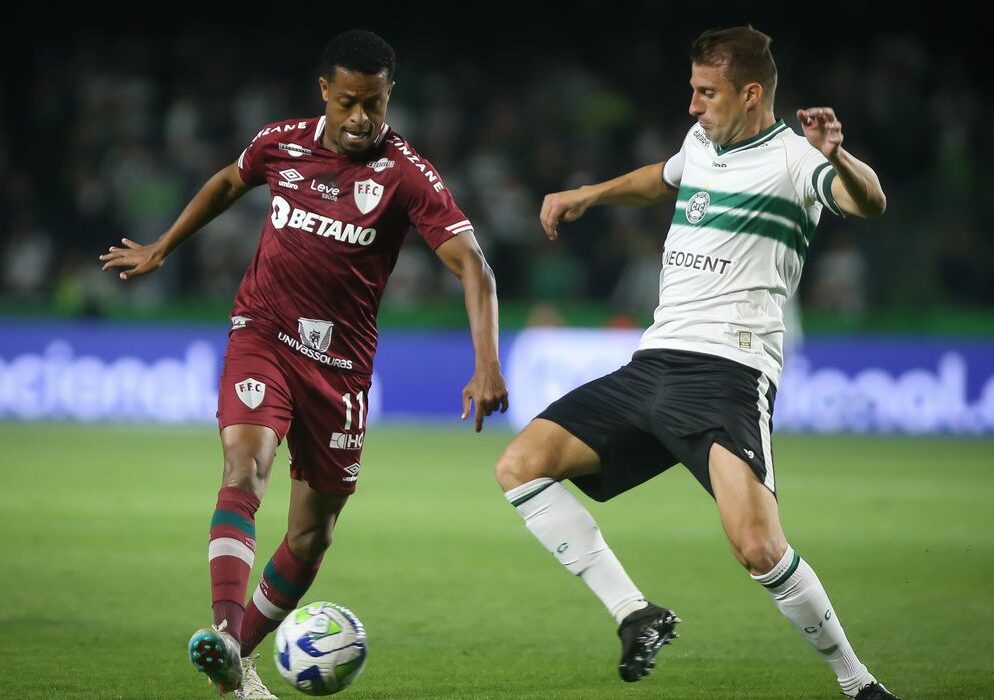 Brasileiro: Coritiba vence o Fluminense no encerramento da 16ª rodada