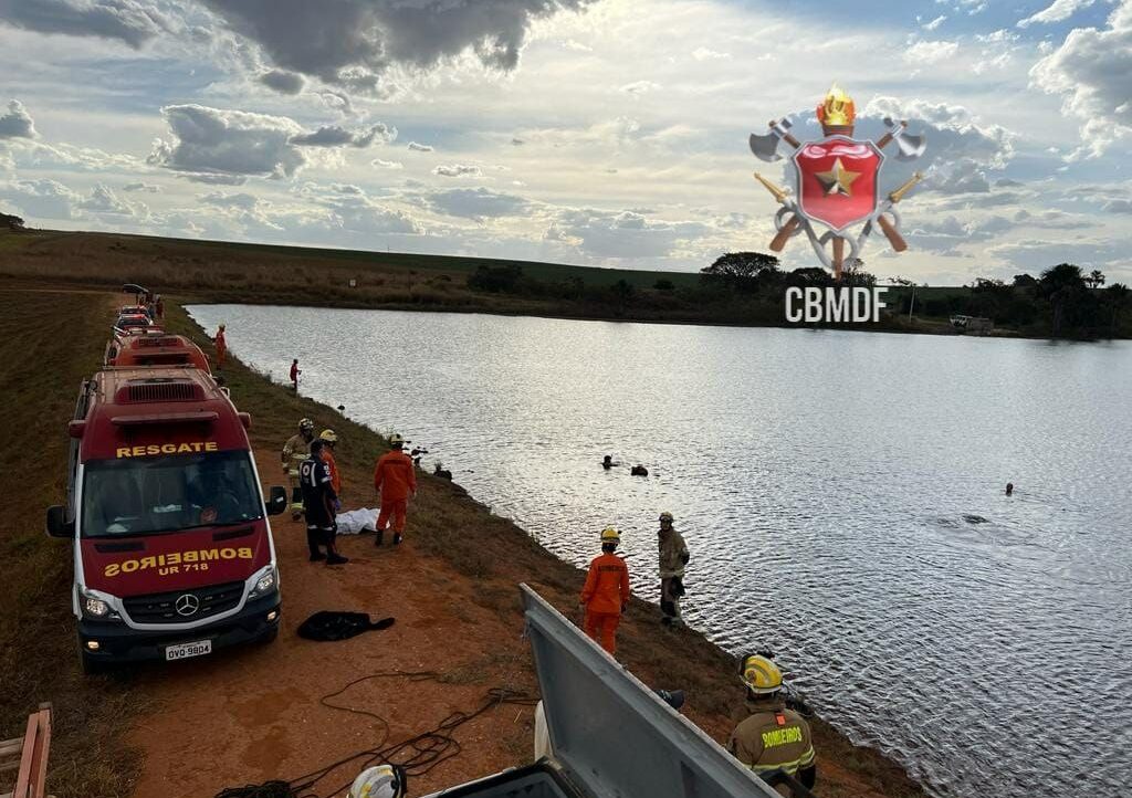 Três crianças morrem afogadas após carro cair em Lago em São Sebastião