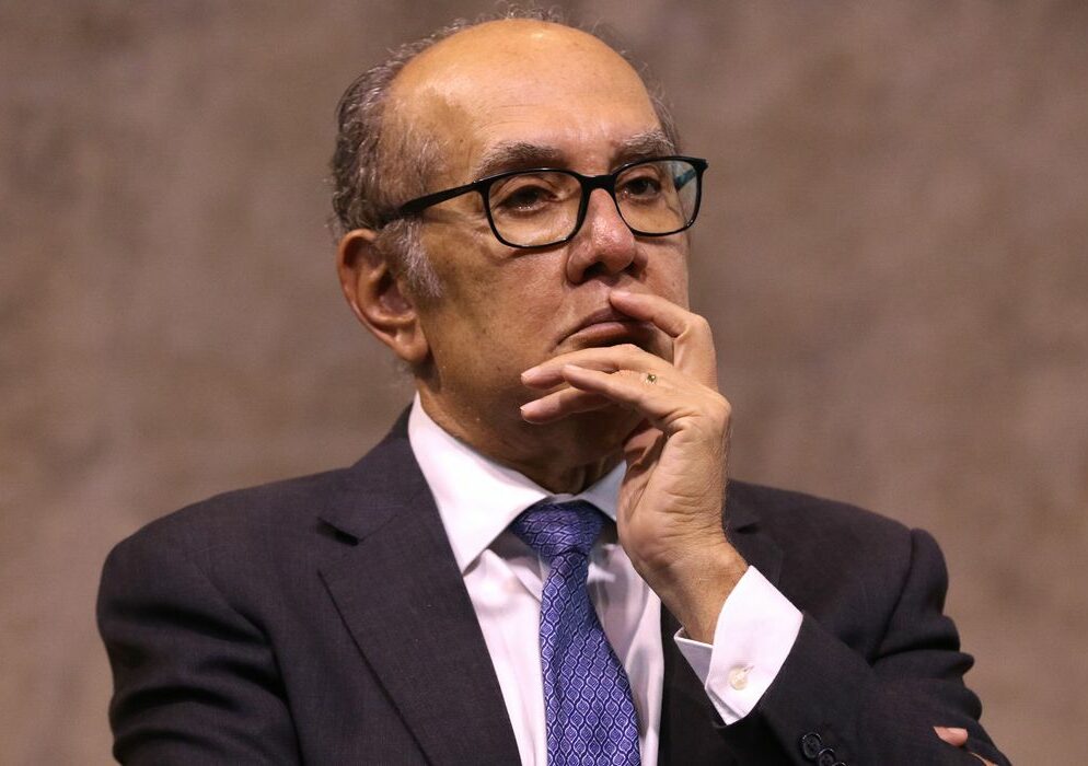 Gilmar Mendes suspende investigação que envolve aliados de Lira