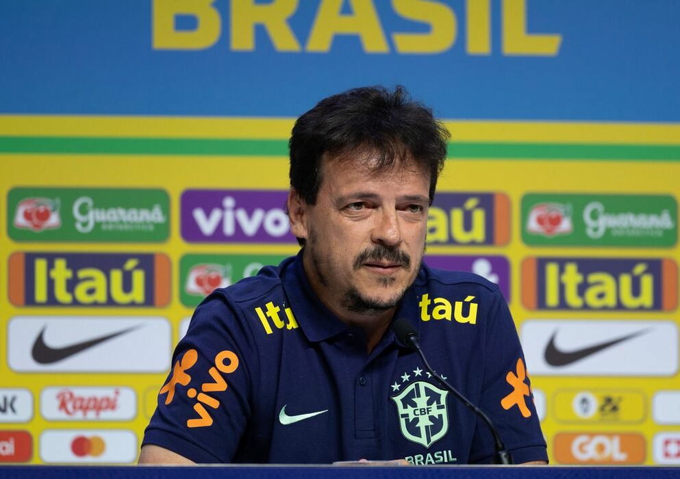 Diniz convoca Seleção praticamente sem mudanças para as eliminatórias