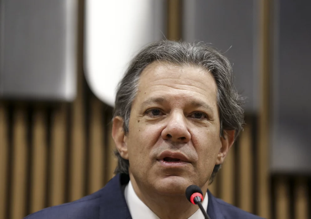 Dia seguinte à aprovação da reforma tributária preocupa, diz Haddad