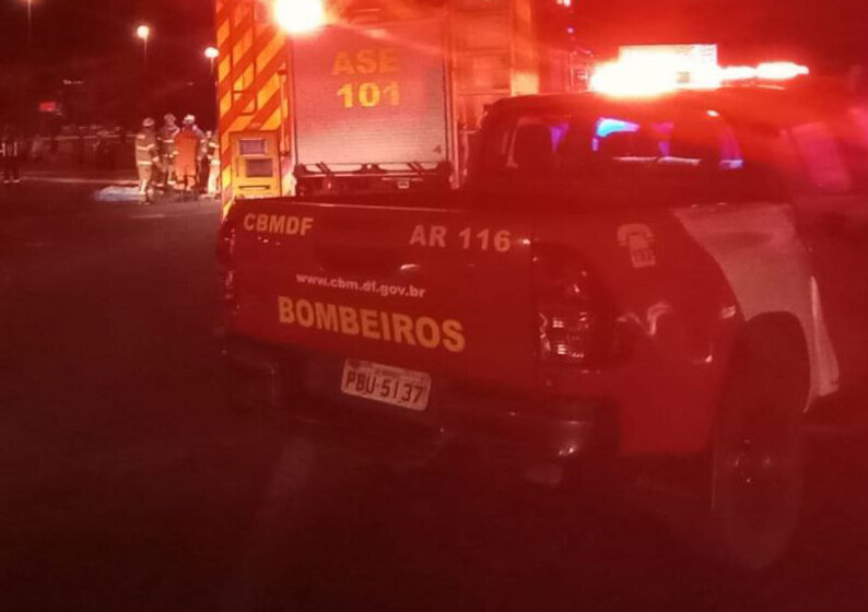 Motorista é transportado em estado grave para o hospital após colisão na EPIA