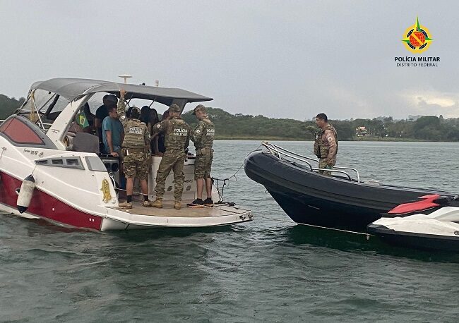 Foragida que integrava grupo especializado em furtos em shoppings é presa pela PMDF durante festa em embarcação no Lago Paranoá