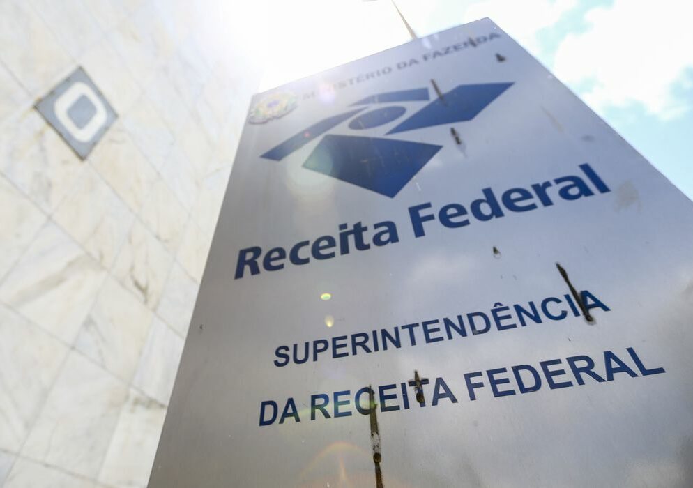 Receita abre nesta quinta-feira consulta ao lote de restituição IRPF