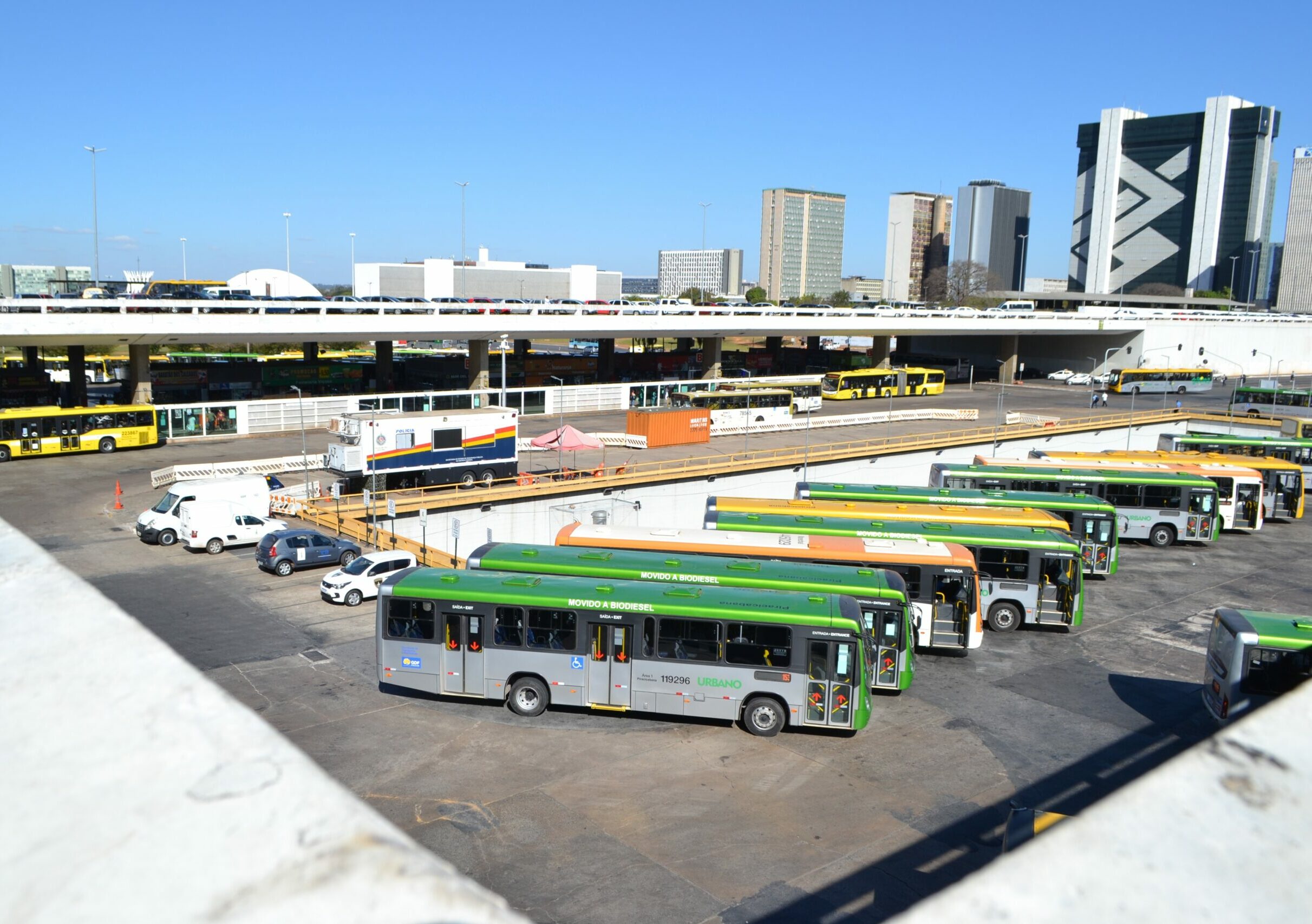 Pré-Carnaval terá mais ônibus para foliões no DF