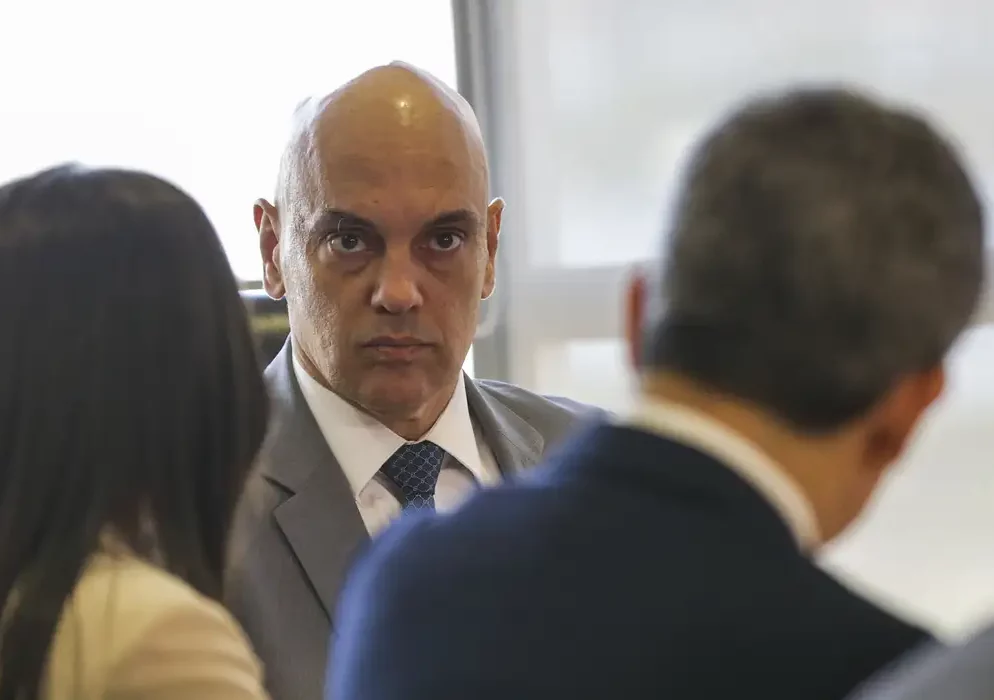 Bolsonaro volta a pedir afastamento de Moraes de inquérito sobre golpe