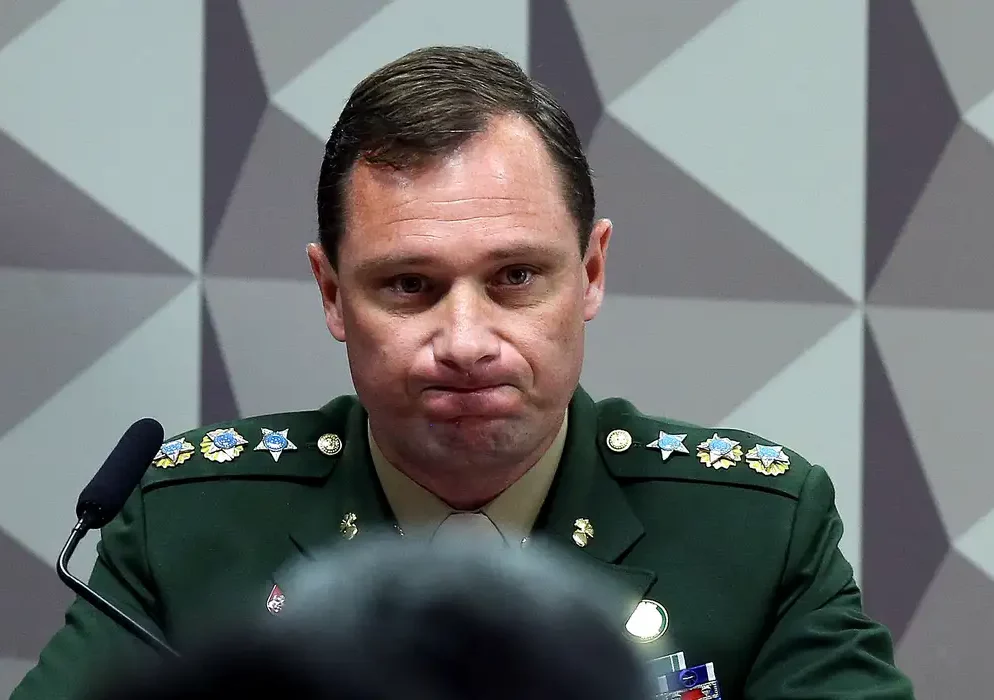 Cid não revela ao STF com quem conversou sobre PF e Moraes