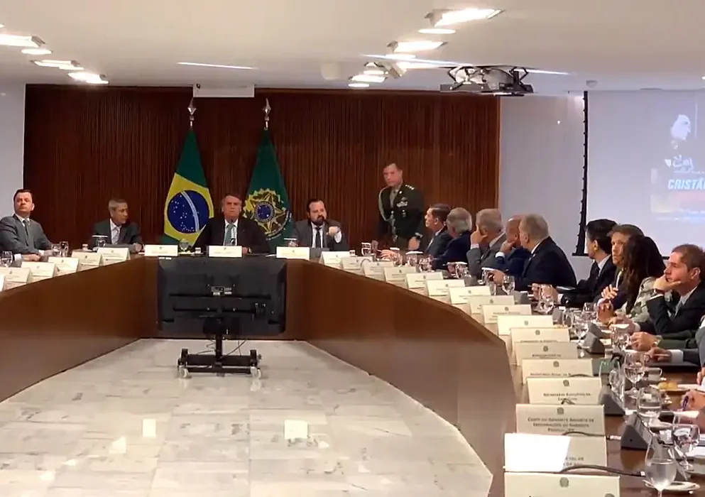 Depoimentos na PF colocam Bolsonaro no centro de trama golpista